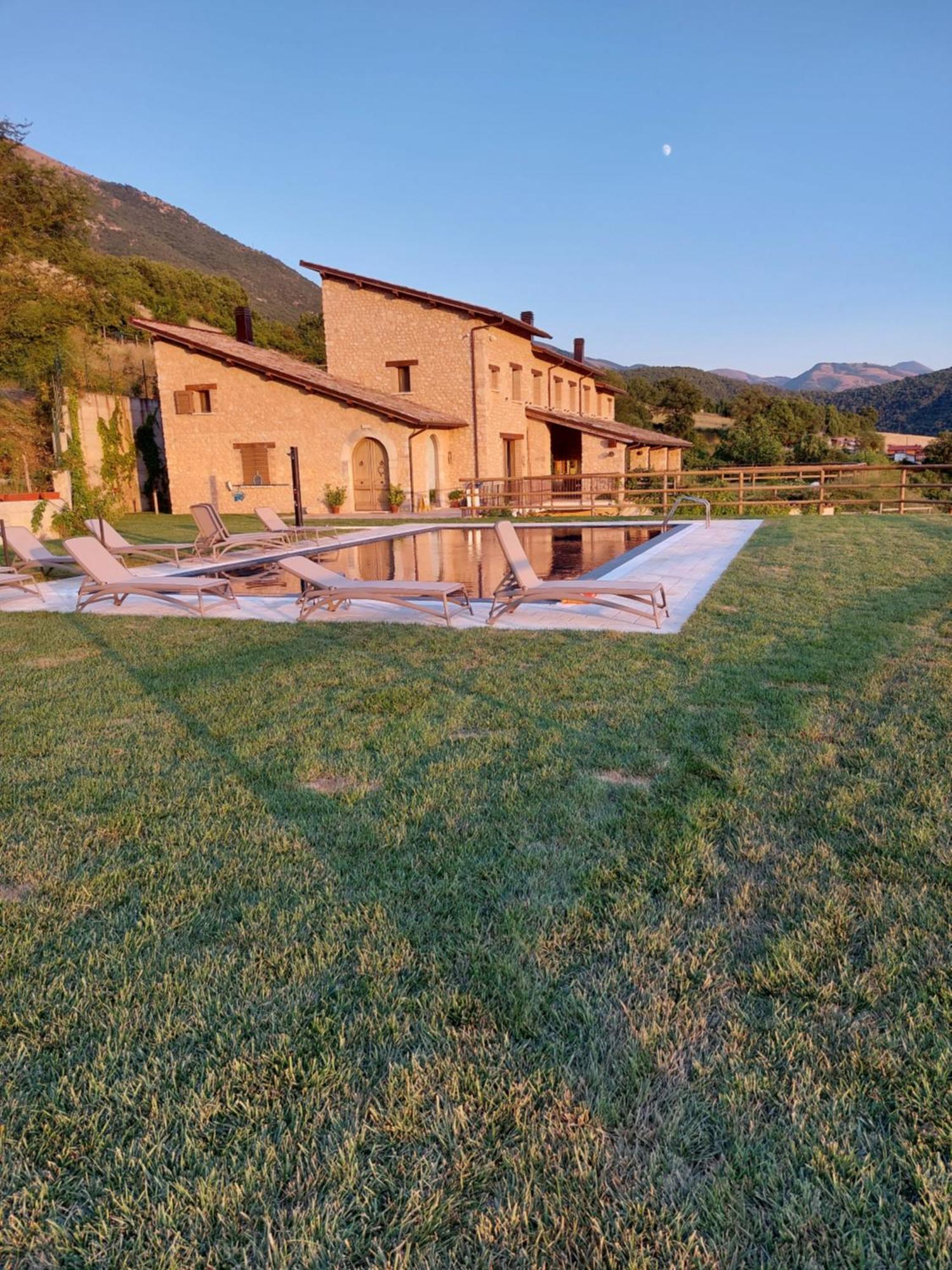 Casale Dei Briganti Villa Norcia Eksteriør billede